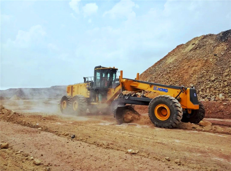 XCMG new 550HP motor graders GR5505 Chinese grader motor road construction equipment for sale